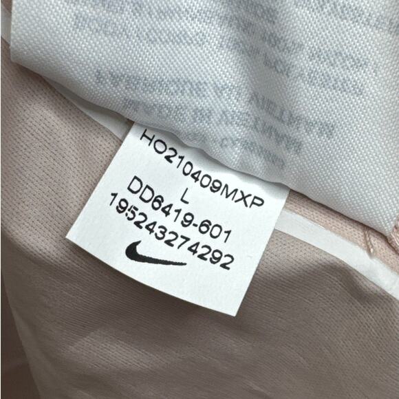 NWT Nike Storm-Fit ADV Run Division Running Jacket Women's Size L (DD6419-601) - Picture 12 of 12